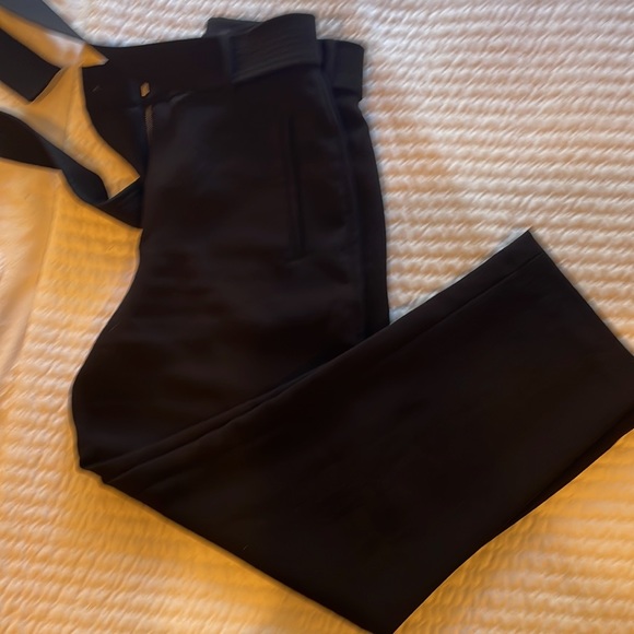 Aritzia black pants with belt - Picture 5 of 5